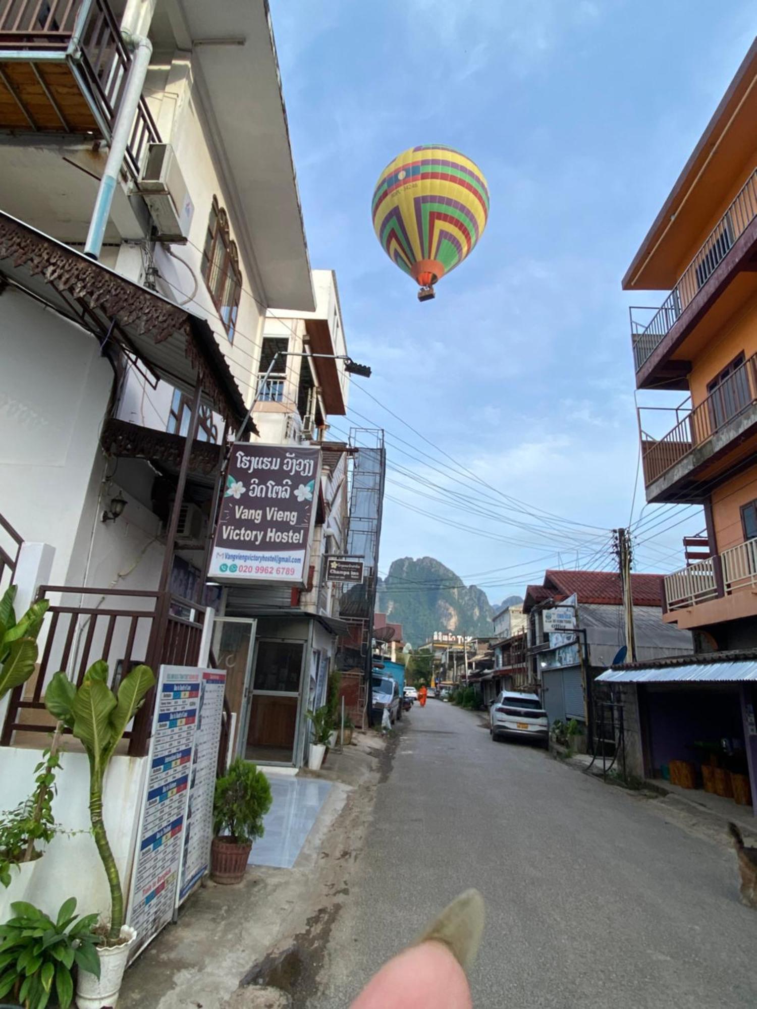 Vang Vieng Victory Guesthouse ภายนอก รูปภาพ